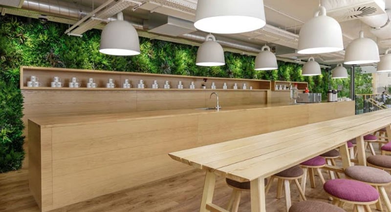 Large Artificial Green Wall preview 3